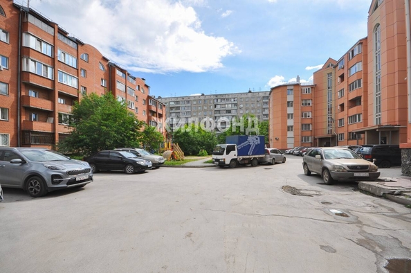 
   Продам 2-комнатную, 45 м², Троллейная ул, 9/1

. Фото 6.