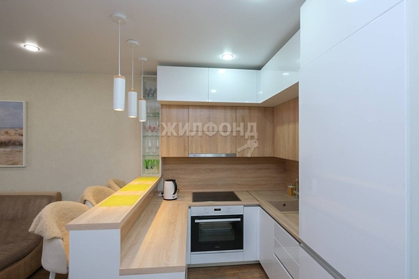 
   Продам 3-комнатную, 61.5 м², Воскресная ул, 56

. Фото 3.