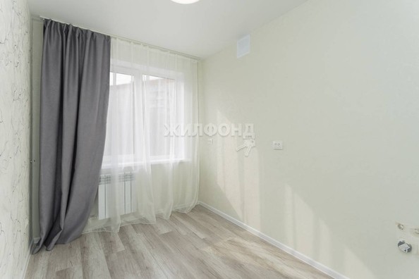 
   Продам 2-комнатную, 42.9 м², Дуси Ковальчук ул, 258

. Фото 10.