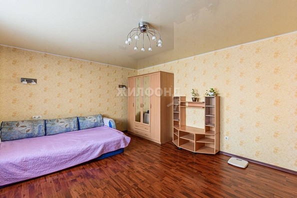 
   Продам 1-комнатную, 44.8 м², Краснообск, 226

. Фото 4.