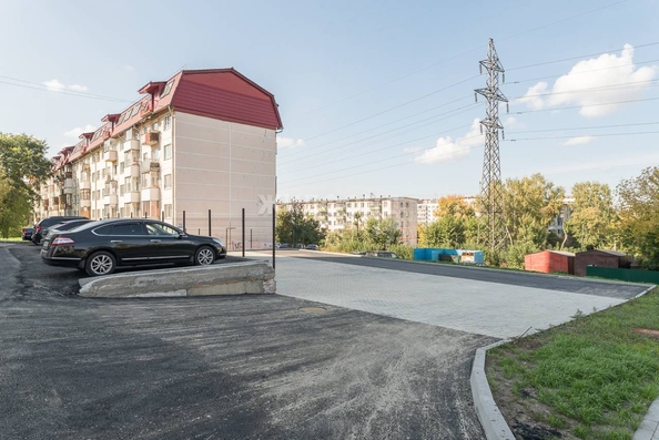 
   Продам 1-комнатную, 36.8 м², Столетова ул, 15

. Фото 2.