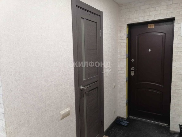 
   Продам 3-комнатную, 57.3 м², Калинина ул, 1

. Фото 3.