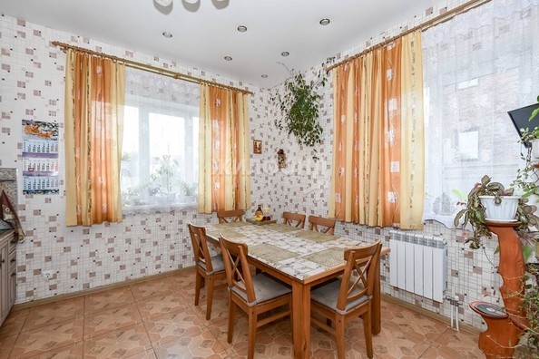 
   Продам дом, 319.2 м², Новосибирск

. Фото 15.