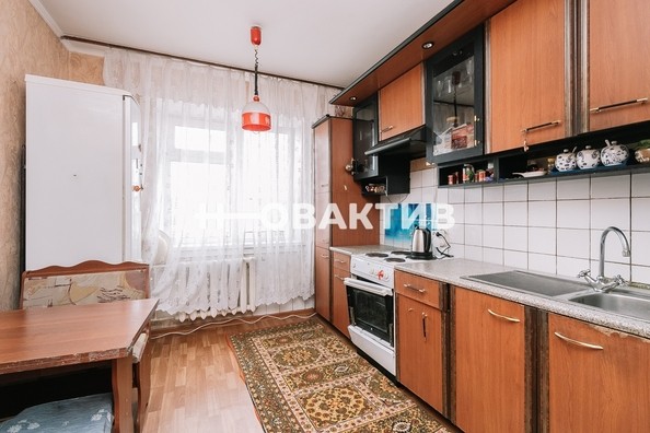 
   Продам 3-комнатную, 63 м², Иванова ул, 28А

. Фото 6.