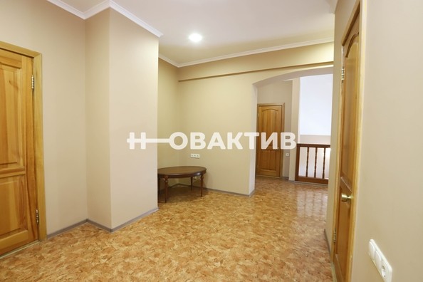 
   Продам дом, 208.5 м², Новосибирск

. Фото 19.