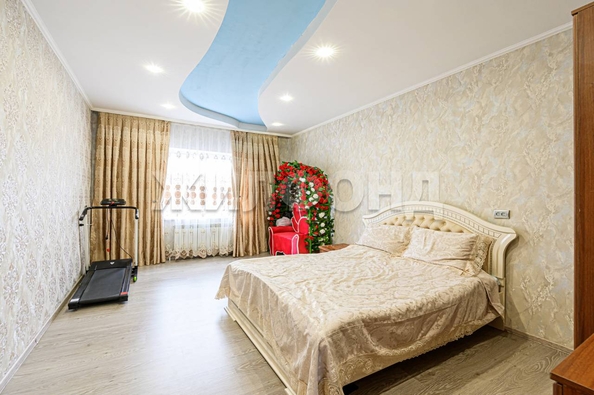
   Продам дом, 145.8 м², Новосибирск

. Фото 11.