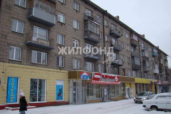 
   Продам 2-комнатную, 40.3 м², Дуси Ковальчук ул, 83

. Фото 2.