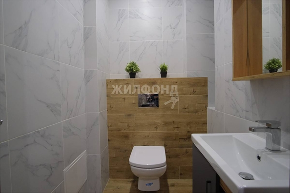 
   Продам 2-комнатную, 53 м², Николая Островского ул, 60

. Фото 11.