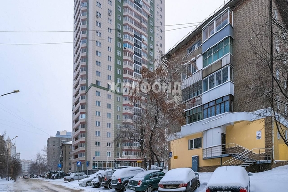 
   Продам 2-комнатную, 57.5 м², Сибирская ул, 42

. Фото 5.