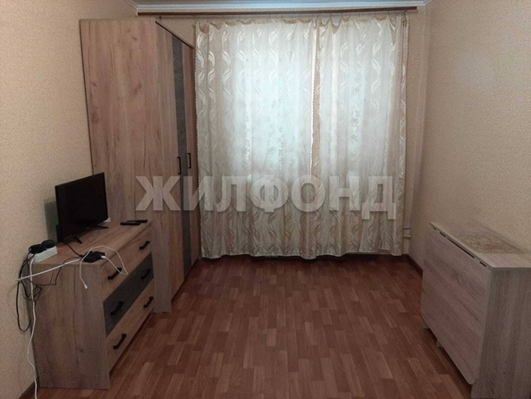 
   Продам 1-комнатную, 29.8 м², Маяковского ул, 1/1

. Фото 4.