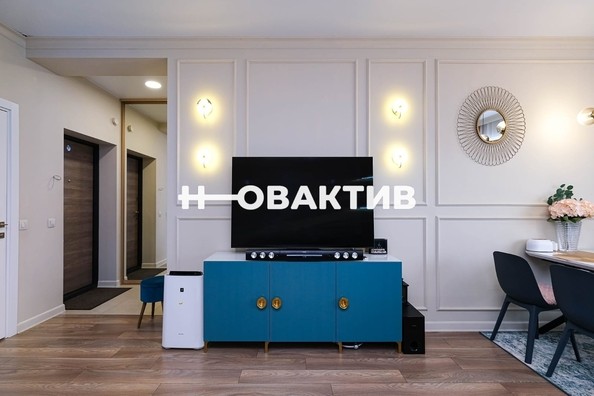 
   Продам 3-комнатную, 87.5 м², Красный пр-кт, 222/3

. Фото 3.