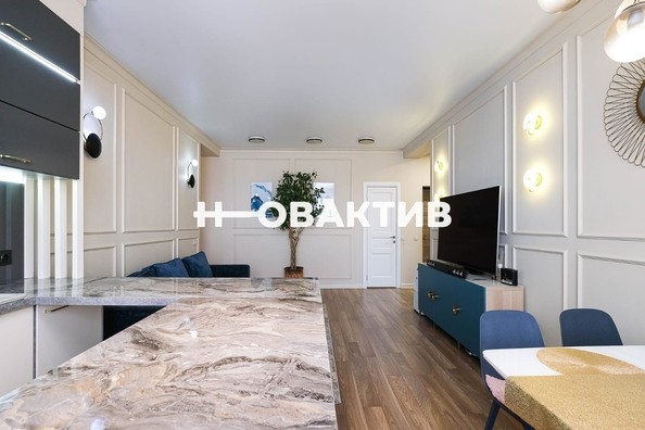 
   Продам 3-комнатную, 87.5 м², Красный пр-кт, 222/3

. Фото 4.