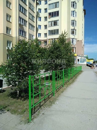 
   Продам 2-комнатную, 66.1 м², Новосибирская ул, 10

. Фото 33.