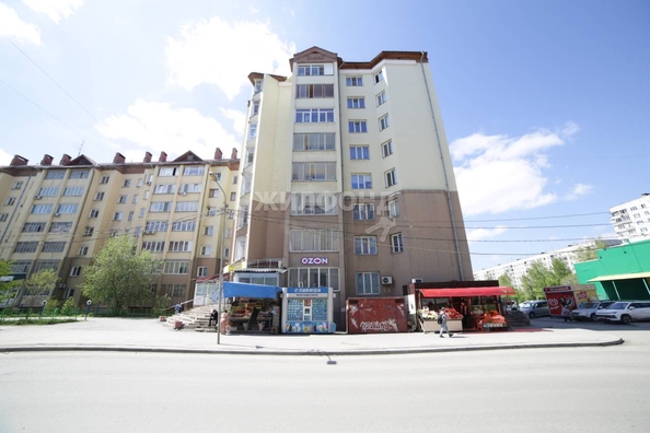 
   Продам 2-комнатную, 66.1 м², Новосибирская ул, 10

. Фото 1.