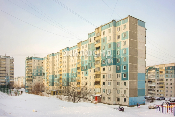 
   Продам 4-комнатную, 80.2 м², В. Высоцкого ул, 5

. Фото 2.