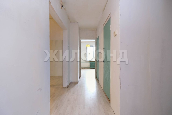 
   Продам 4-комнатную, 80.2 м², В. Высоцкого ул, 5

. Фото 5.