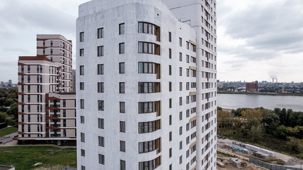 
   Продам 4-комнатную, 93.85 м², Беринг, дом 2

. Фото 5.