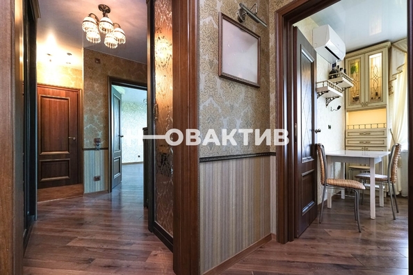 
   Продам 2-комнатную, 50 м², В. Высоцкого ул, 50/3

. Фото 12.