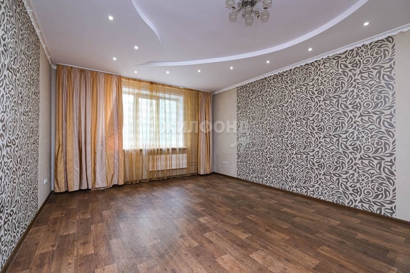 
   Продам 2-комнатную, 58 м², Виталия Потылицына ул, 11

. Фото 9.