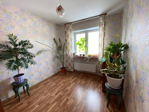 
   Продам 3-комнатную, 73.3 м², Приморская ул, 10/1

. Фото 12.