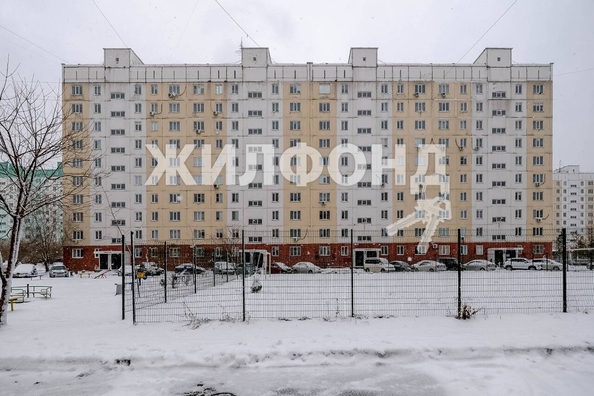 
   Продам студию, 32.5 м², В. Высоцкого ул, 64

. Фото 6.