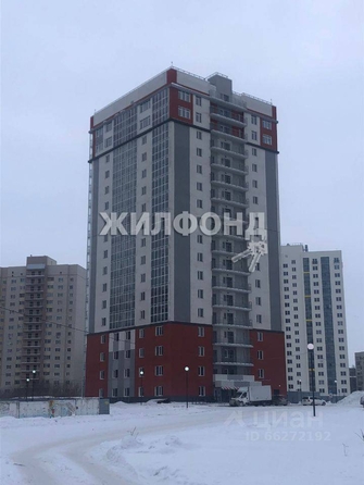 
   Продам студию, 28.2 м², Зорге ул, 279

. Фото 2.