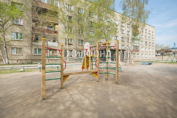 
   Продам секционку, 12.9 м², Станционная ул, 50/1

. Фото 4.