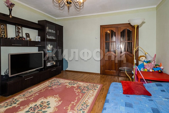 
   Продам 4-комнатную, 77.3 м², В. Высоцкого ул, 13

. Фото 6.