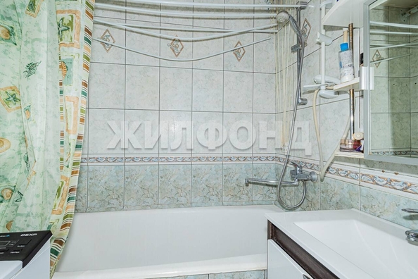 
   Продам 4-комнатную, 77.3 м², В. Высоцкого ул, 13

. Фото 17.