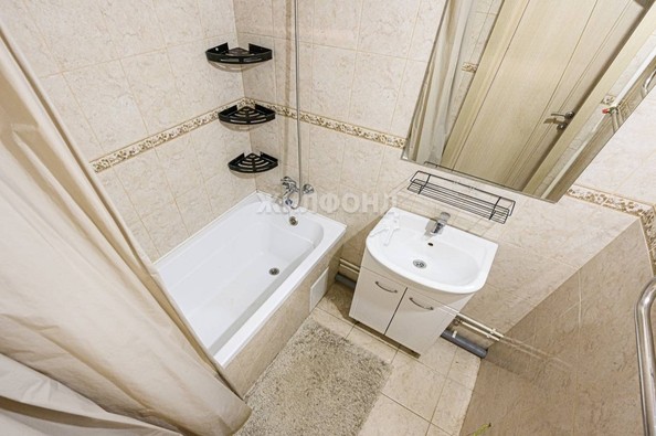 
   Продам 3-комнатную, 84 м², Добролюбова ул, 162/1

. Фото 11.