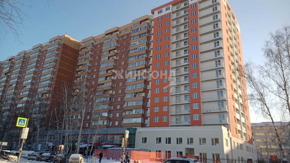 
   Продам 3-комнатную, 83.2 м², Добролюбова ул, 162/1

. Фото 13.