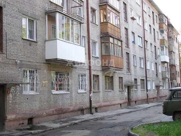 
   Продам 3-комнатную, 55.9 м², Блюхера ул, 57

. Фото 4.