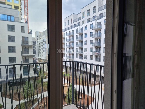 
   Продам 4-комнатную, 92.6 м², Большевистская ул, 88

. Фото 18.