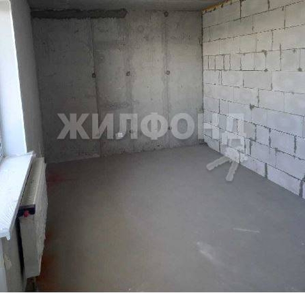 
   Продам 2-комнатную, 47 м², Беловежская ул, 50

. Фото 5.