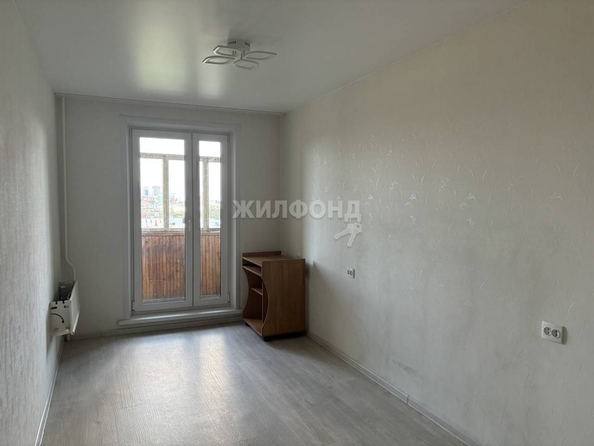 
   Продам 3-комнатную, 58.9 м², Дуси Ковальчук ул, 16

. Фото 5.