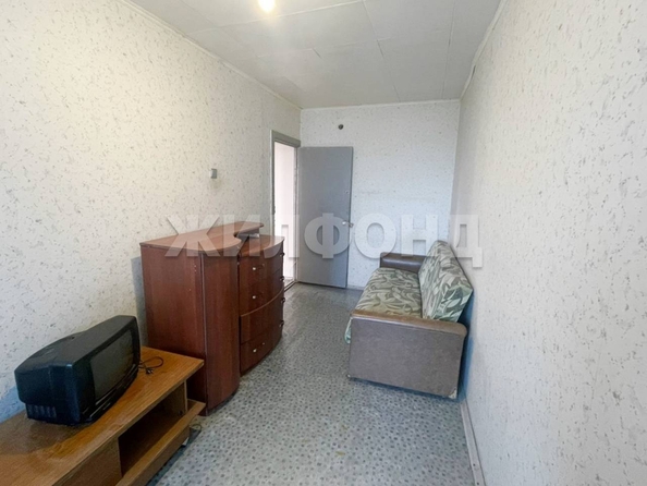 
   Продам 4-комнатную, 62.6 м², Учительская ул, 24

. Фото 3.