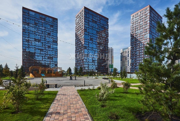 
   Продам 2-комнатную, 60 м², Ясный Берег ул, 16

. Фото 16.