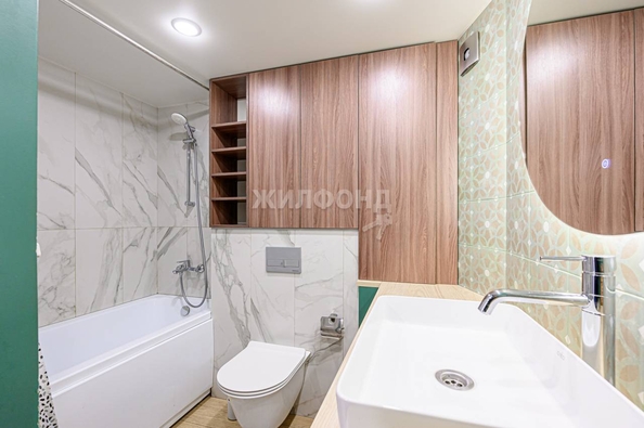 
   Продам 3-комнатную, 59.3 м², Дуси Ковальчук ул, 18

. Фото 35.