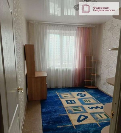 
   Продам 2-комнатную, 52 м², В. Высоцкого ул, 39

. Фото 5.