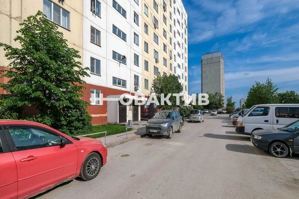 
   Продам 2-комнатную, 75.9 м², В. Высоцкого ул, 54

. Фото 18.