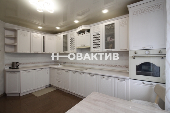 
   Продам 2-комнатную, 59.2 м², Междуреченская ул, 1/2

. Фото 9.