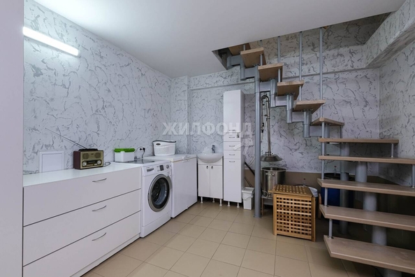 
   Продам дом, 191.2 м², Новосибирск

. Фото 10.