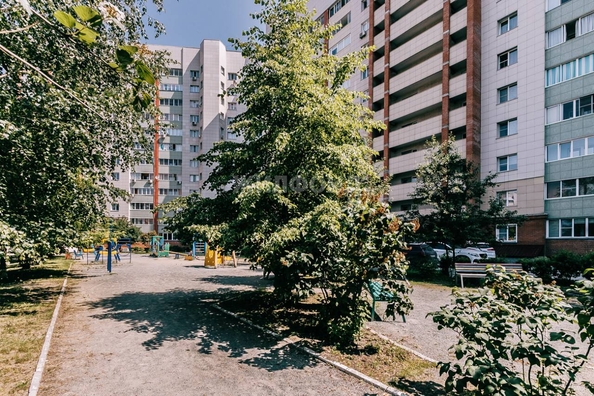 
   Продам 1-комнатную, 45.8 м², 2-й (4 мкр.) кв-л, 226

. Фото 16.