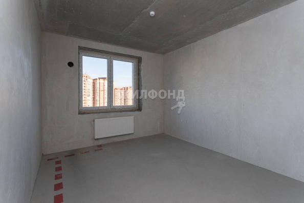 
   Продам 2-комнатную, 65 м², Дуси Ковальчук ул, 248/1

. Фото 16.