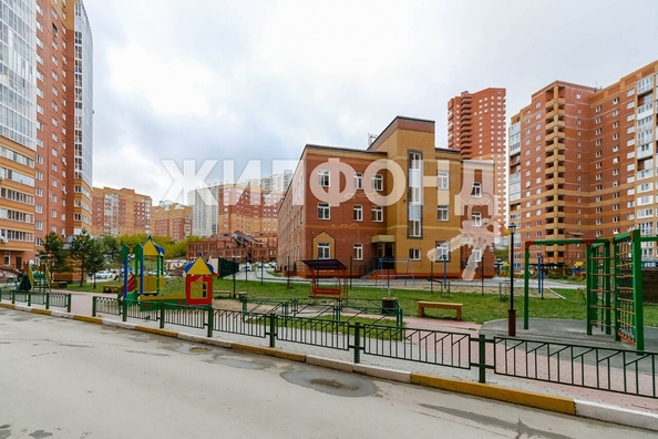 
   Продам 3-комнатную, 81.2 м², Стартовая ул, 1

. Фото 44.