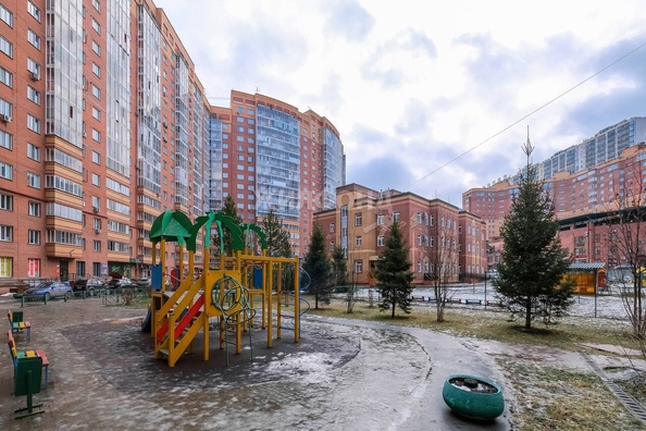 
   Продам 3-комнатную, 81.2 м², Стартовая ул, 1

. Фото 61.