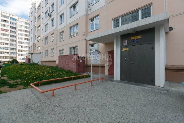 
   Продам 1-комнатную, 37.3 м², Гребенщикова ул, 12/1

. Фото 14.