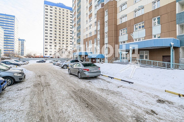 
   Продам 2-комнатную, 52.5 м², Рябиновая ул, 10/1

. Фото 2.