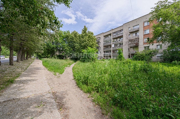 
   Продам 2-комнатную, 49.4 м², Героев Труда ул, 20

. Фото 15.