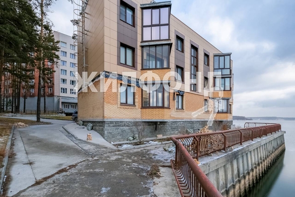 
   Продам 3-комнатную, 58.7 м², Речкуновская зона отдыха МК Сибиряк тер, 4

. Фото 20.